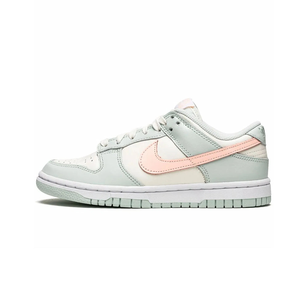 dunk_low_barely_green_w_3