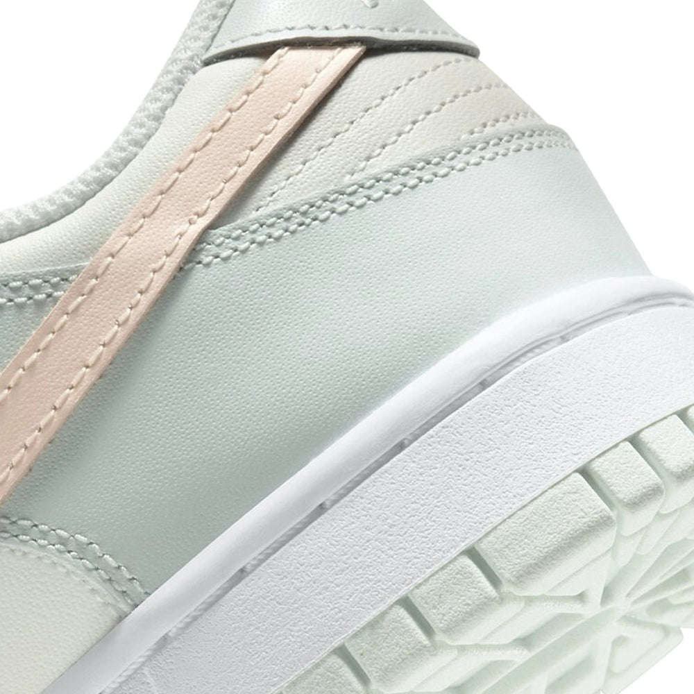 dunk_low_barely_green_w_6