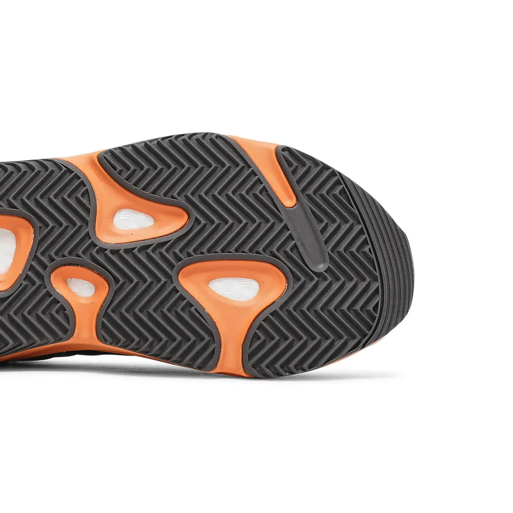 yeezy_700_wash_orange_2021_7