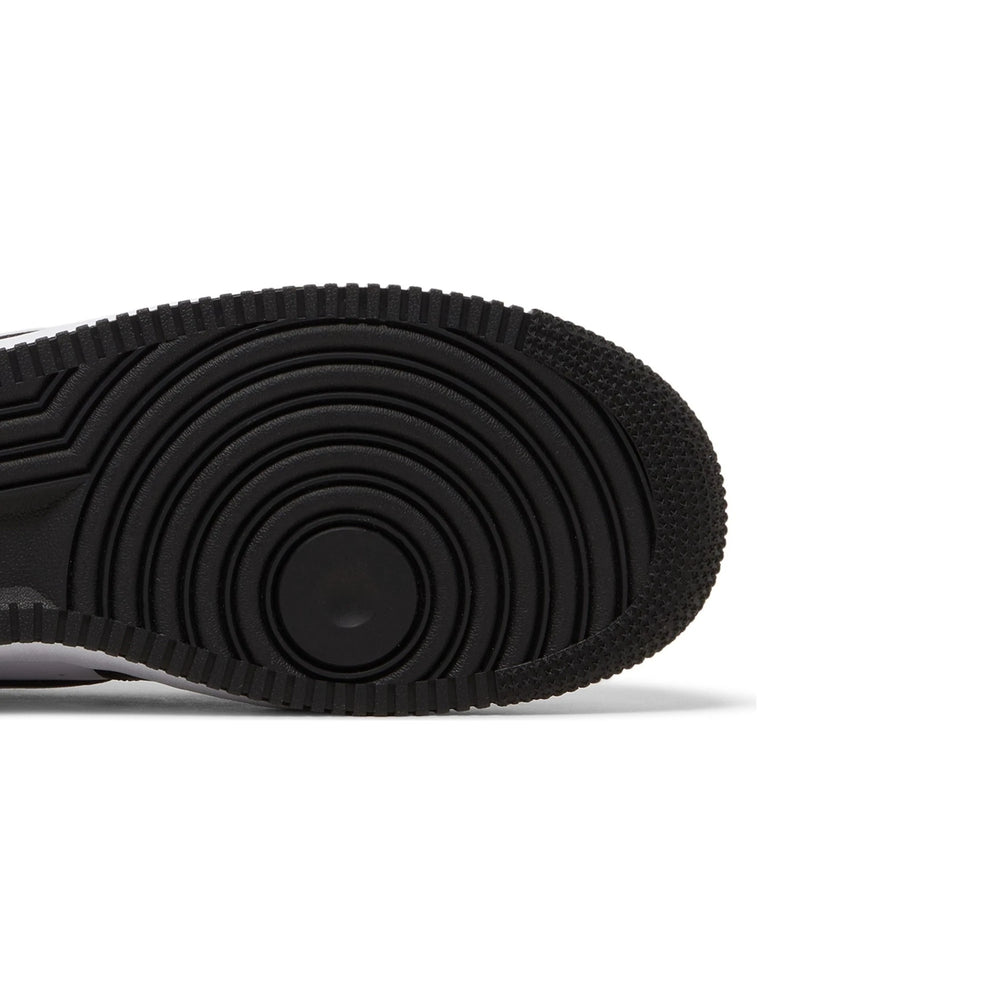 nike_air_force_1_low_07_white_swoosh_panda_2023_16