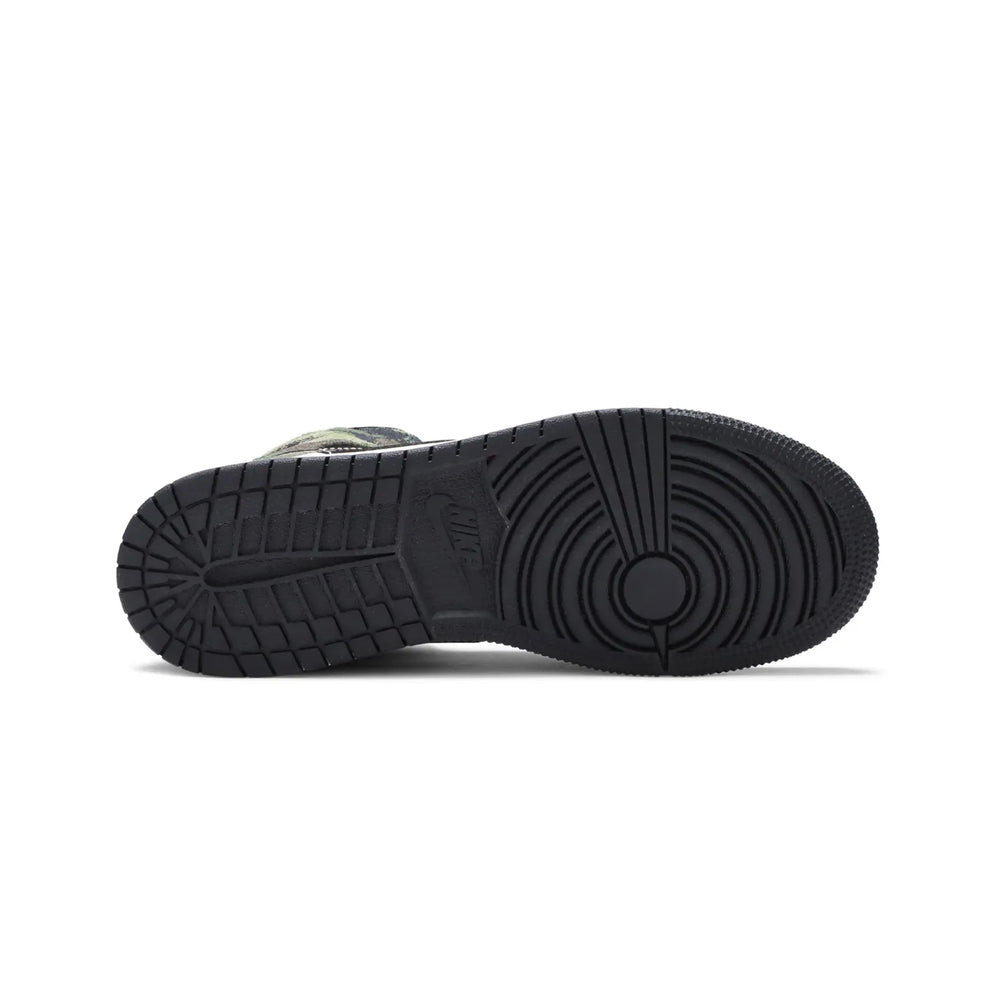 air_jordan_1_mid_camo_gs_2020_16