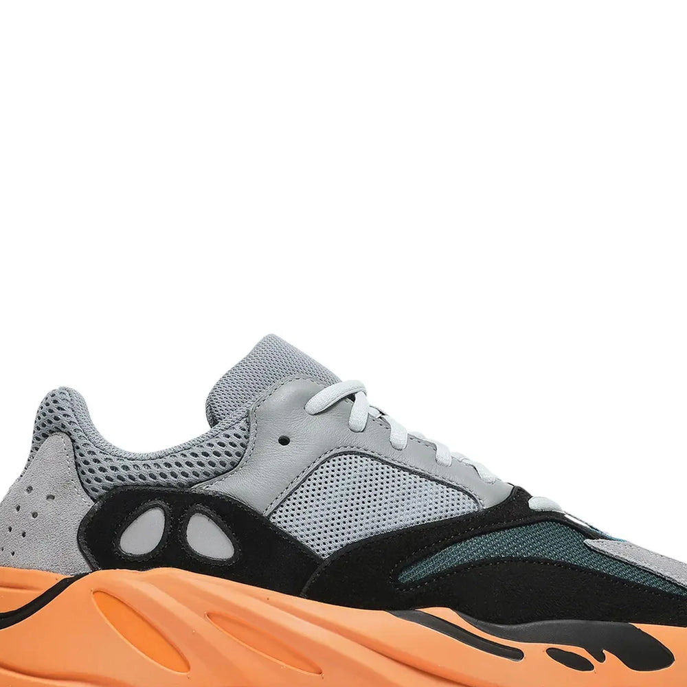 yeezy_700_wash_orange_2021_5
