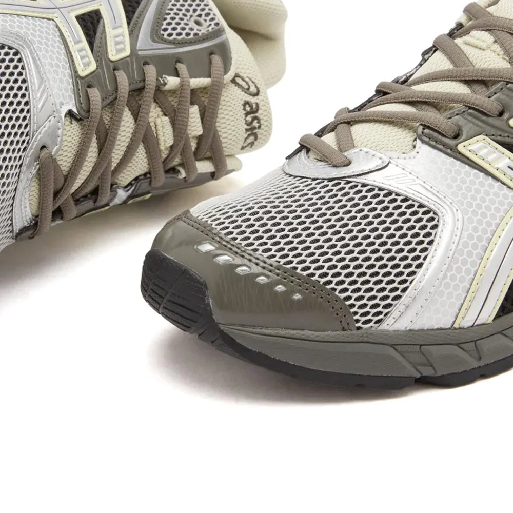 asics_gel_ds_trainer_14_truffle_grey_pure_silver_2025_8