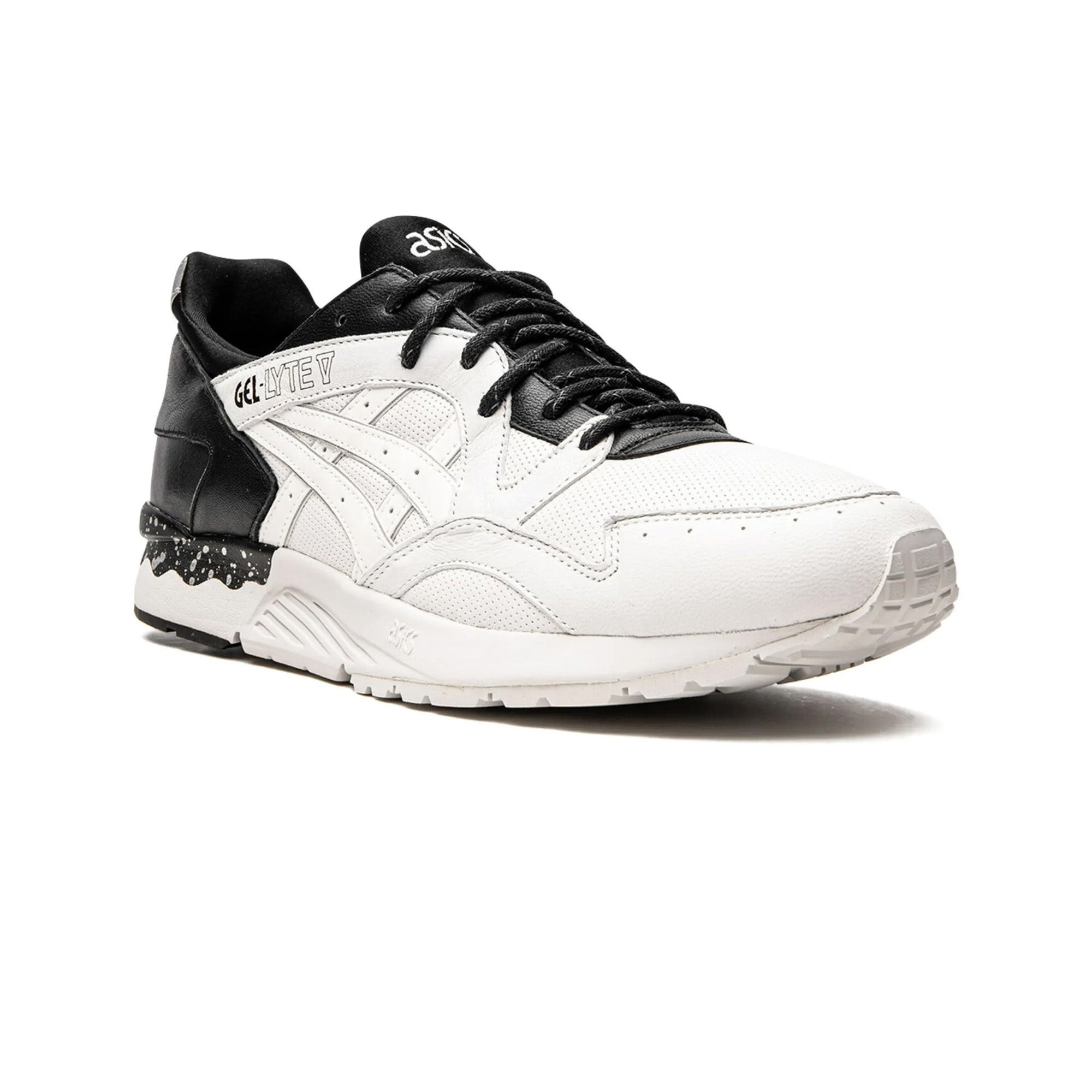 ASICS-Gel-Lyte-V-X-Monkey-Time-front-side