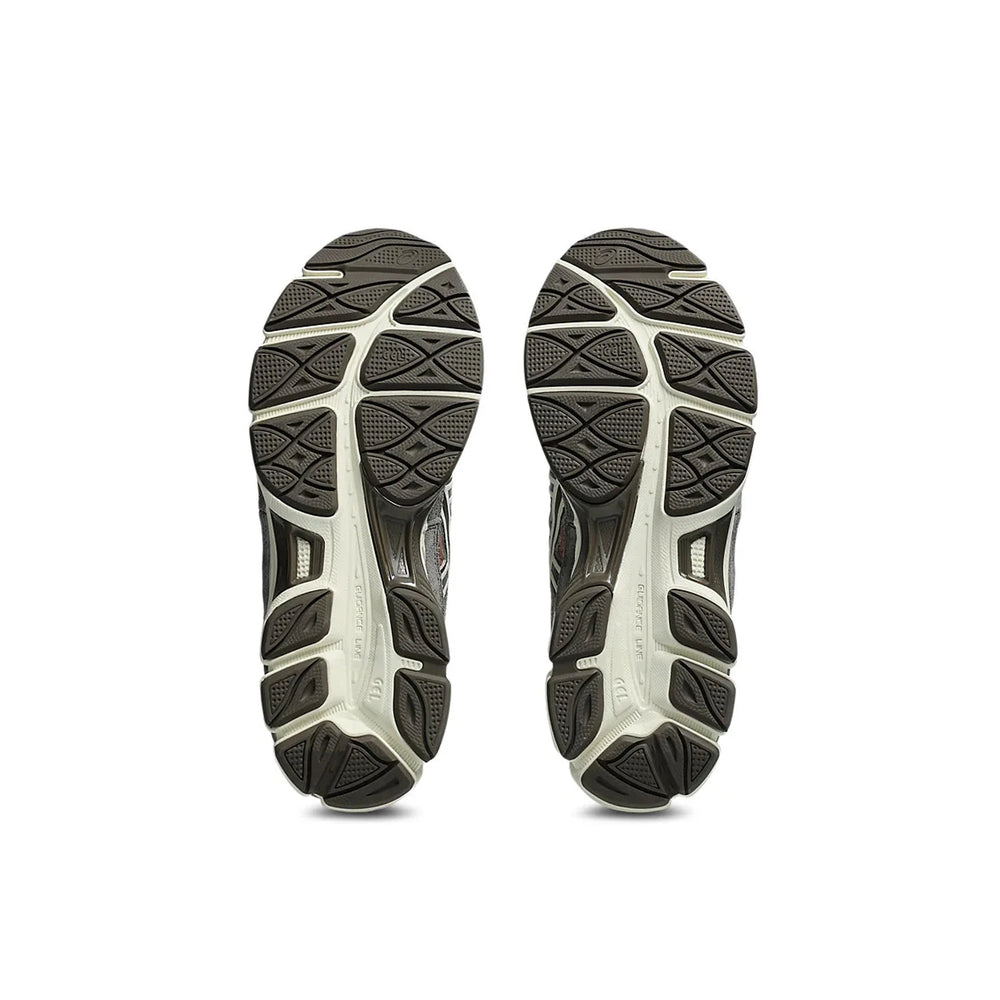 asics_gel_nyc_birch_driftwood_2026_9
