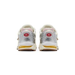 ASICS-Gel-Nimbus-10.1-Vandy-The-Pink-x-atmos-Banana-Split-Banana-2025-4
