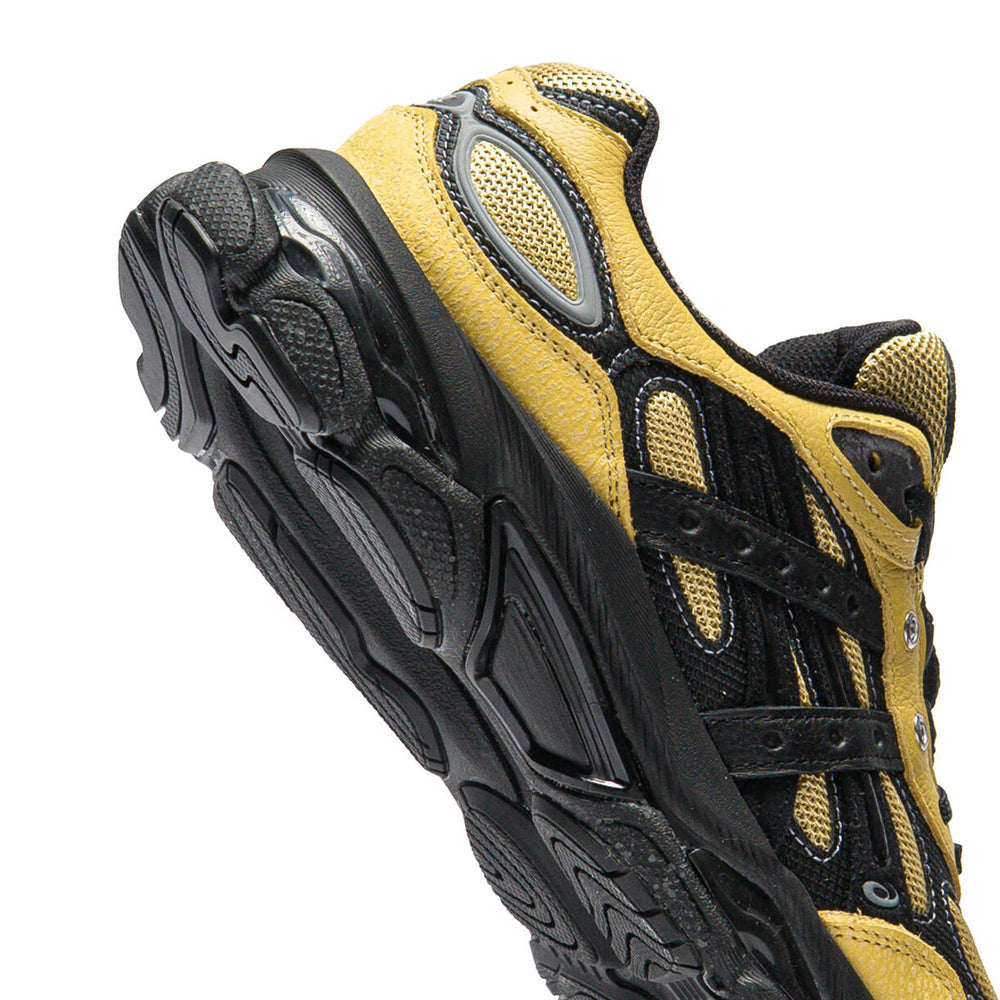 asics_x_sshs_hal_studios_gel_nyc_20_yellow_2026_7