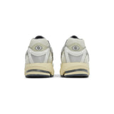 Adidas-Bad-Bunny-X-Response-CL-Core-White-2022-4