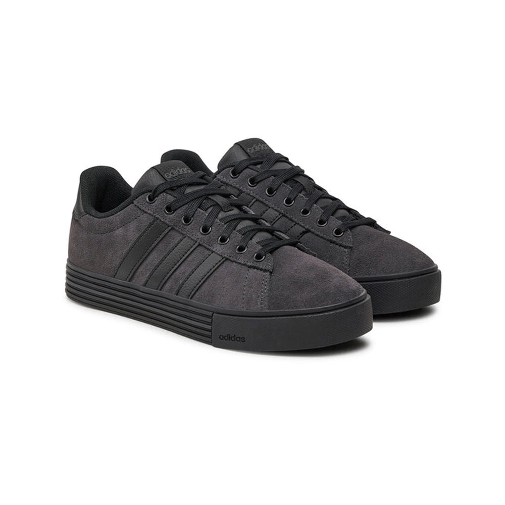 adidas_daily_40_core_black_carbon_2