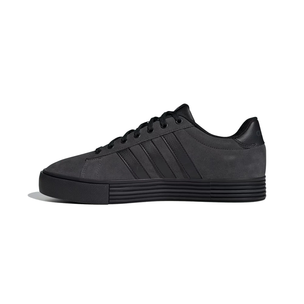 adidas_daily_40_core_black_carbon_3