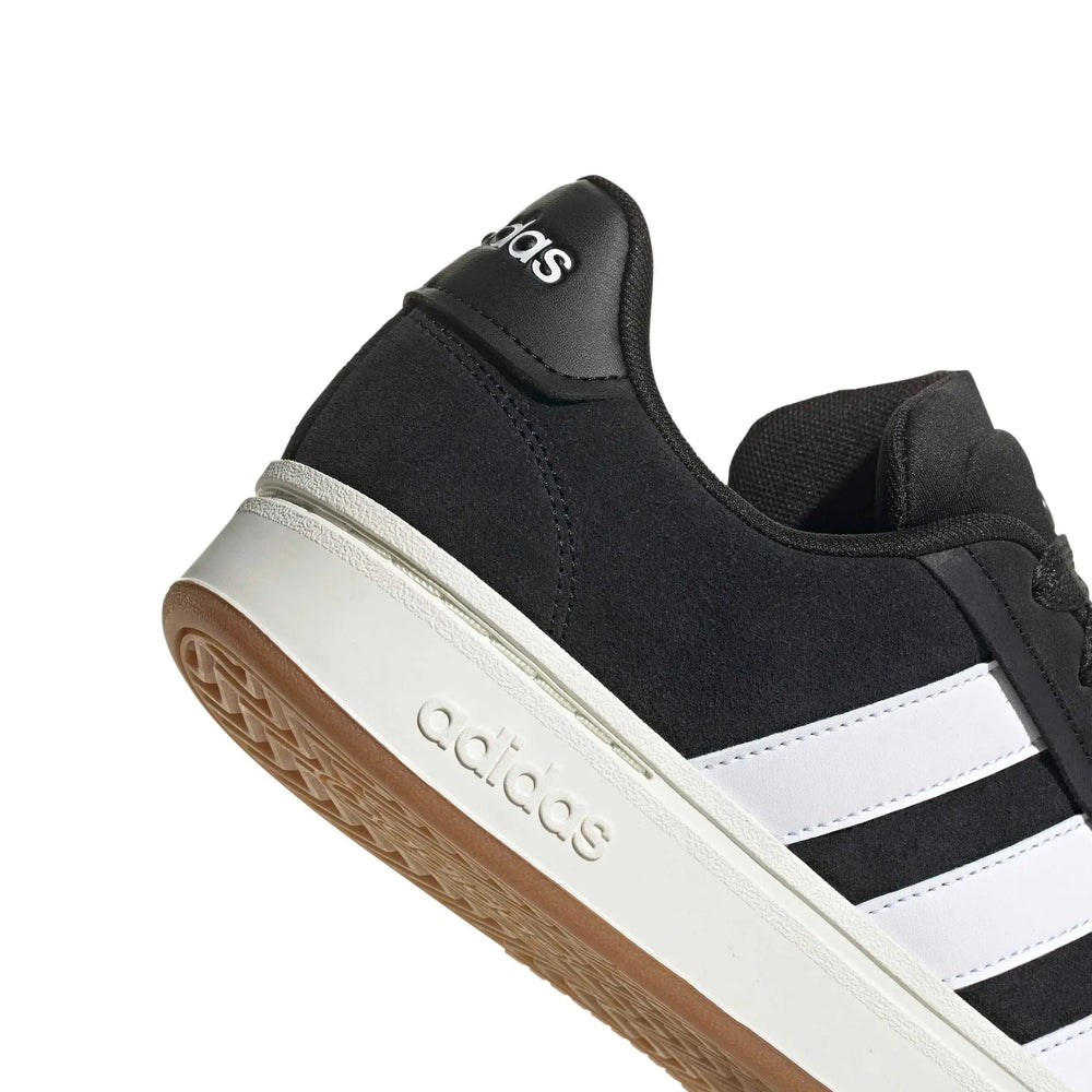 adidas_grand_court_alpha_00s_core_black_cloud_white_gum_2025_7
