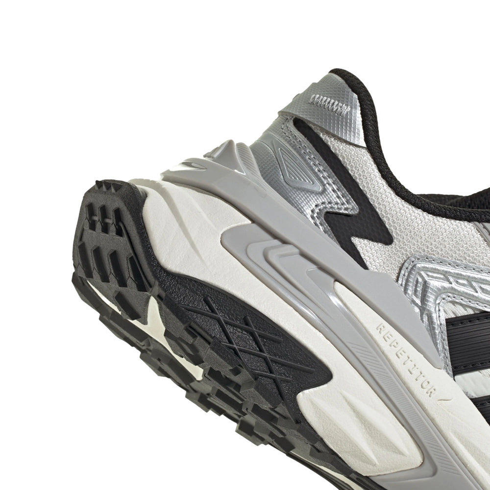 adidas_xlg_storm_edge_silver_metallic_black_2025_7