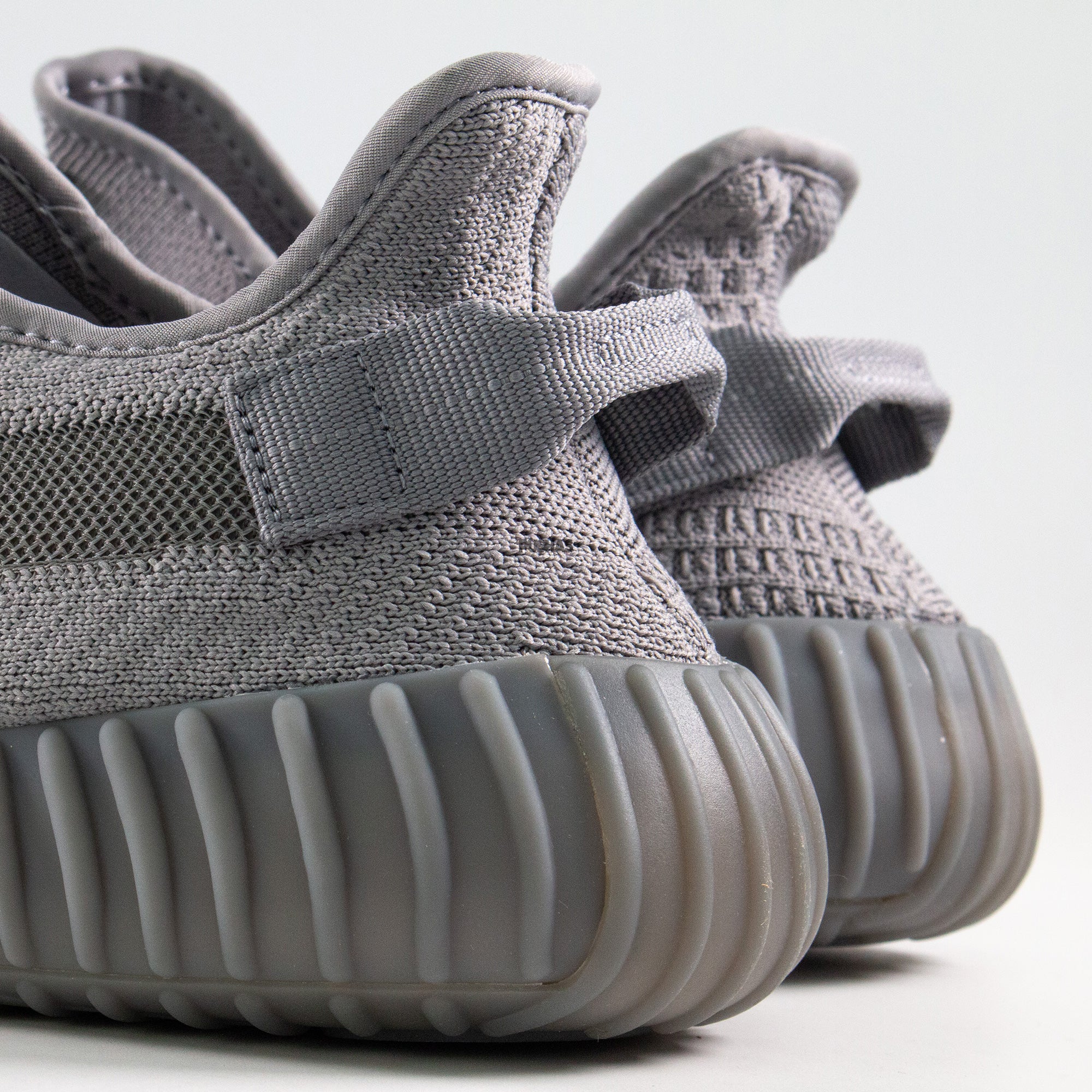 Adidas yeezy womens grey best sale