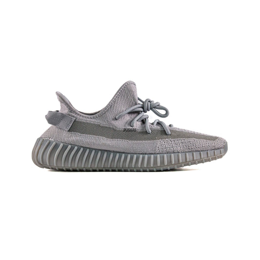 Yeezy Size Chart: The Ultimate Guide - Novelship News