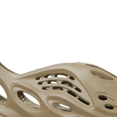 adidas_yeezy_foam_rnr_stone_taupe_2023_7