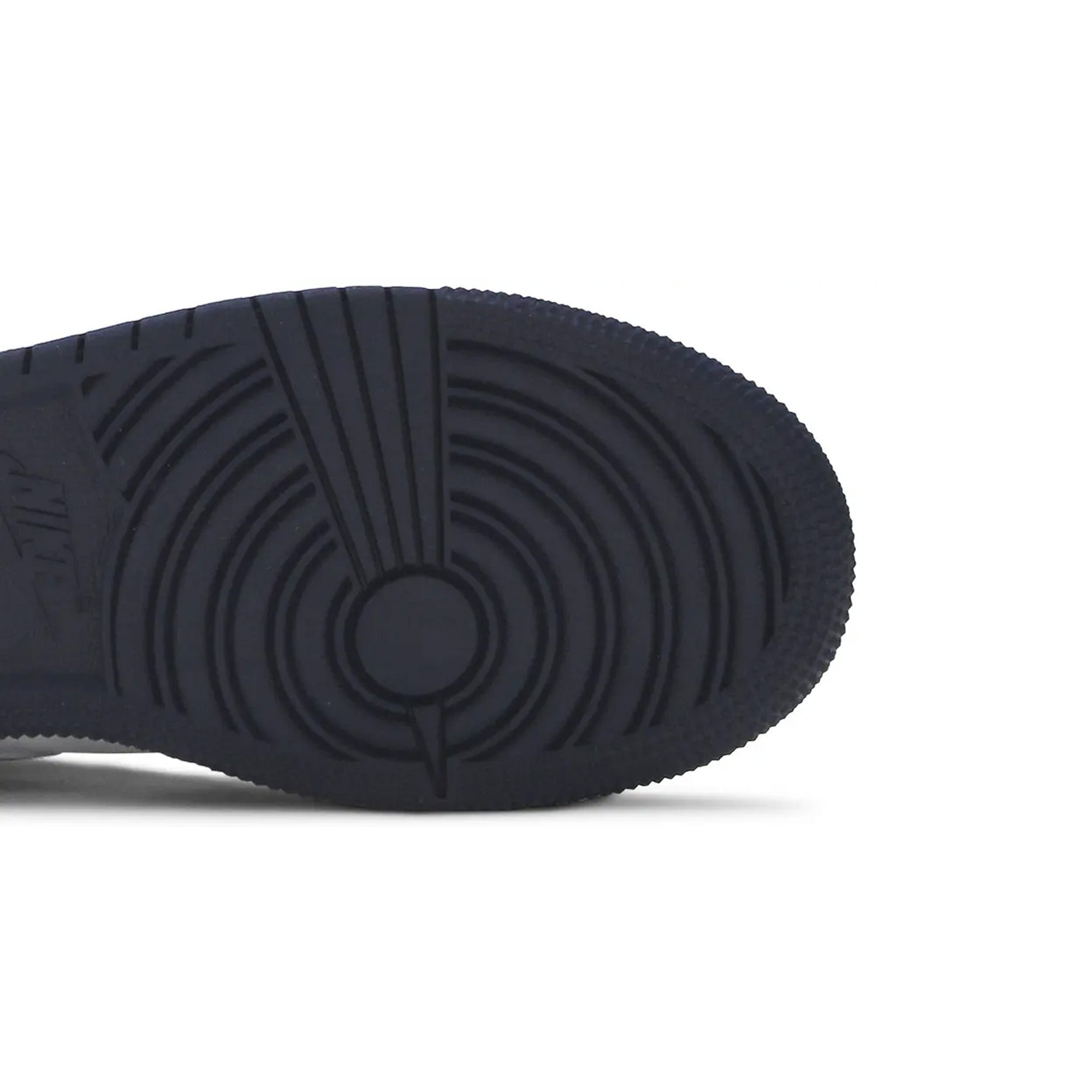 Air-Jordan-1-CO.-Japan-‘Midnight-Navy’-GS-2020-sole-close-up