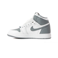 Air-Jordan-1-High-OG-‘Stealth’-GS-(2022)-side-3