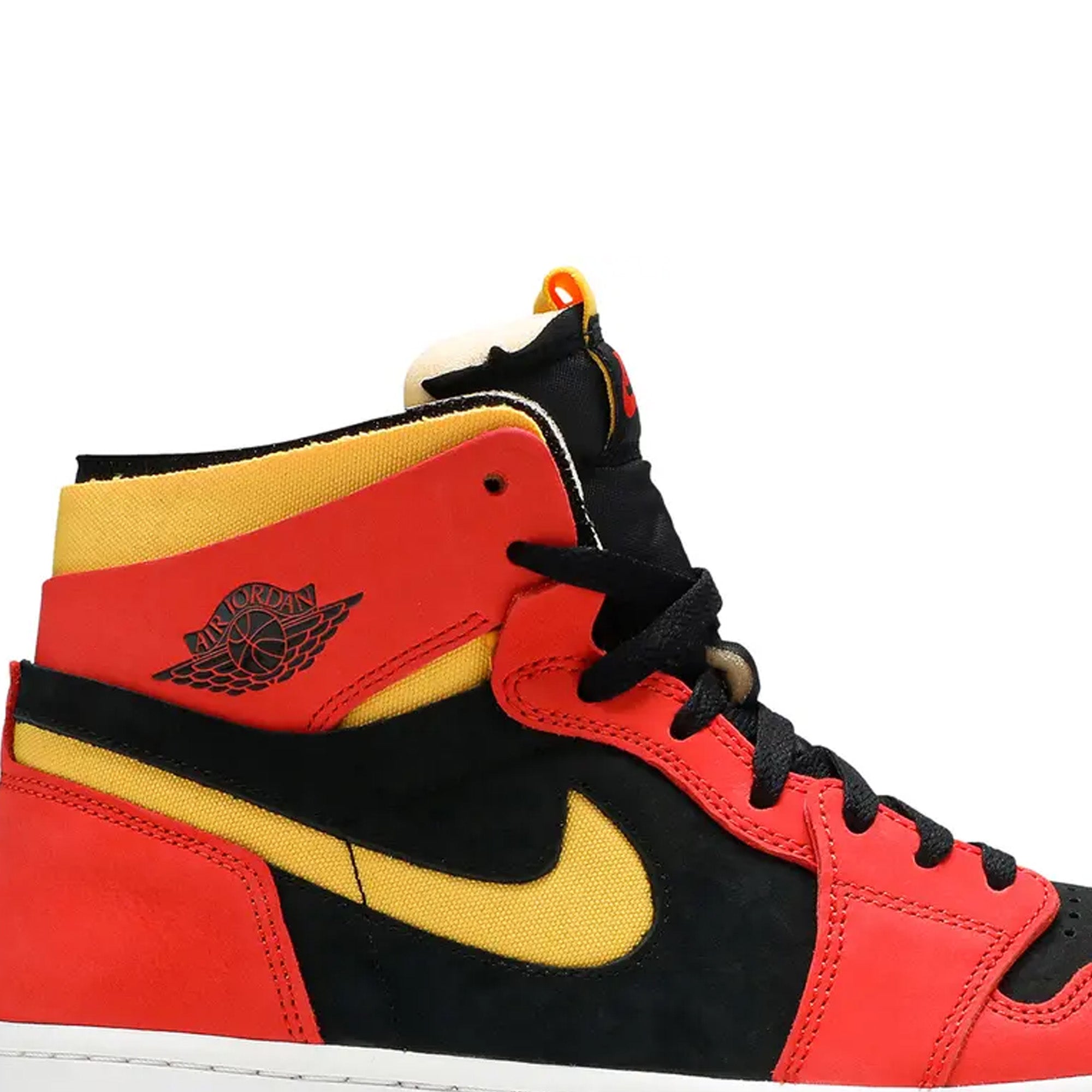 Air-Jordan-1-High-Zoom-CMFT-‘Black-Chile-Red’-side-close-up