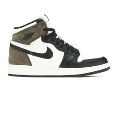 Air-Jordan-1-High-‘Dark-Mocha’-GS-side