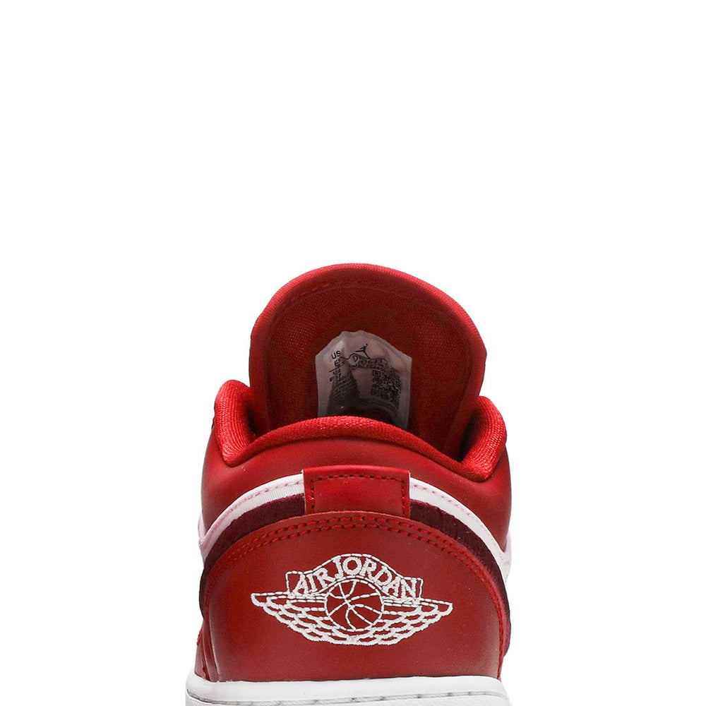 air_jordan_1_low_se_red_quilt_gs_2020_6