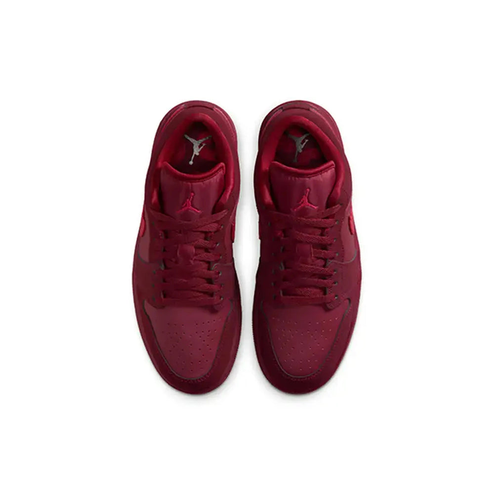 air_jordan_1_low_se_valentines_day_womens_2026_4