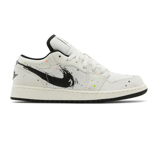 Air-Jordan-1-Low-SE-‘Paint-Splatter’-GS-side