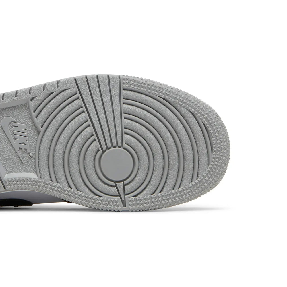 air_jordan_1_low_shadow_toe_gs_2022_7