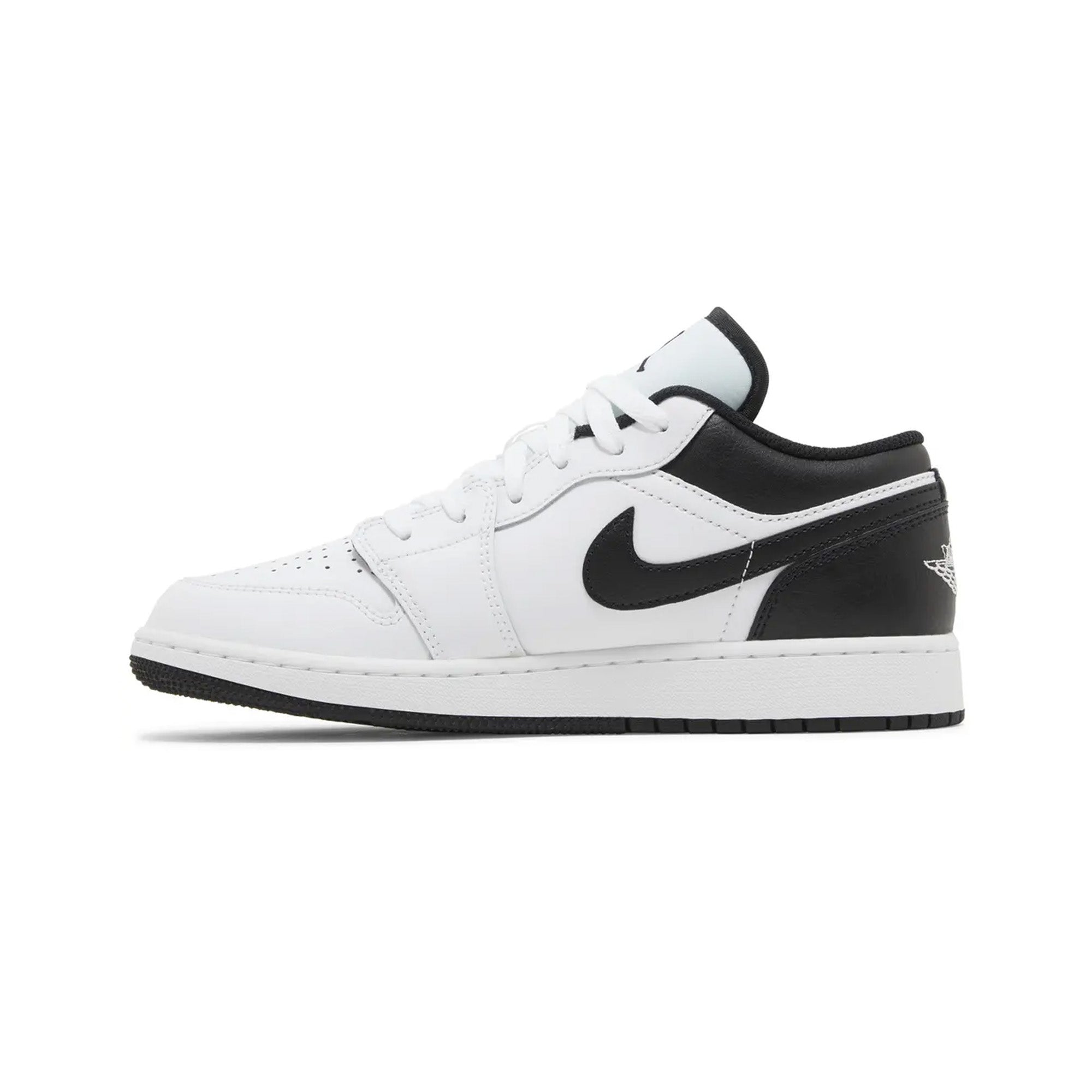 Air-Jordan-1-Low-‘White-Black’-GS-(2023)-3