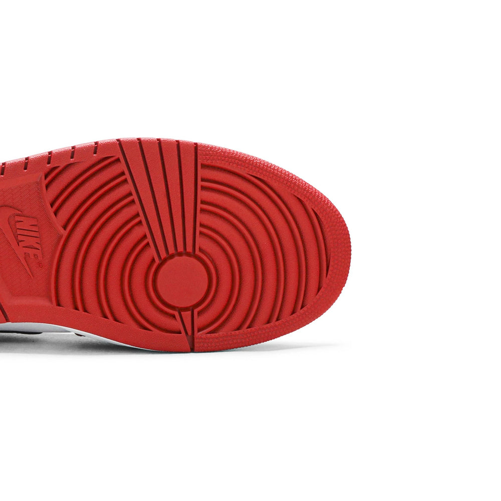 air_jordan_1_mid_chicago_white_heel_10