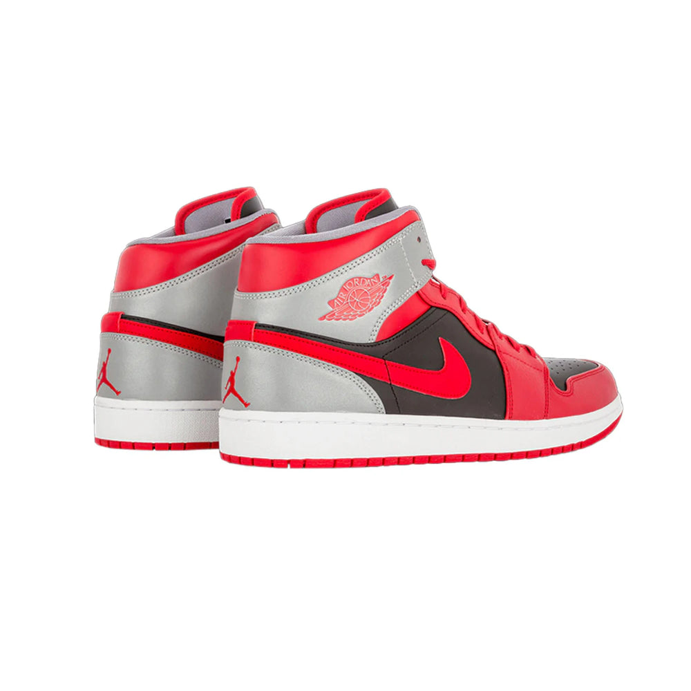 air_jordan_1_mid_fire_red_5