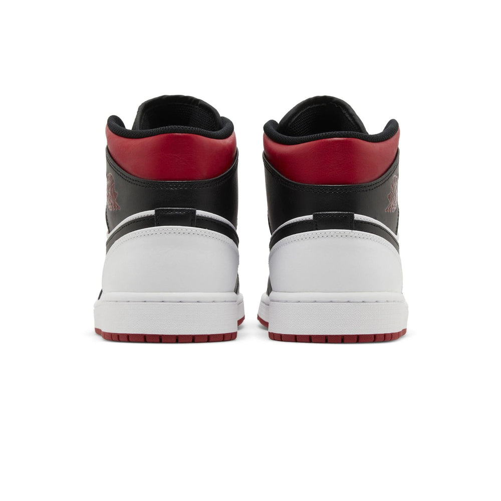 air_jordan_1_mid_gym_red_black_toe_2023_4