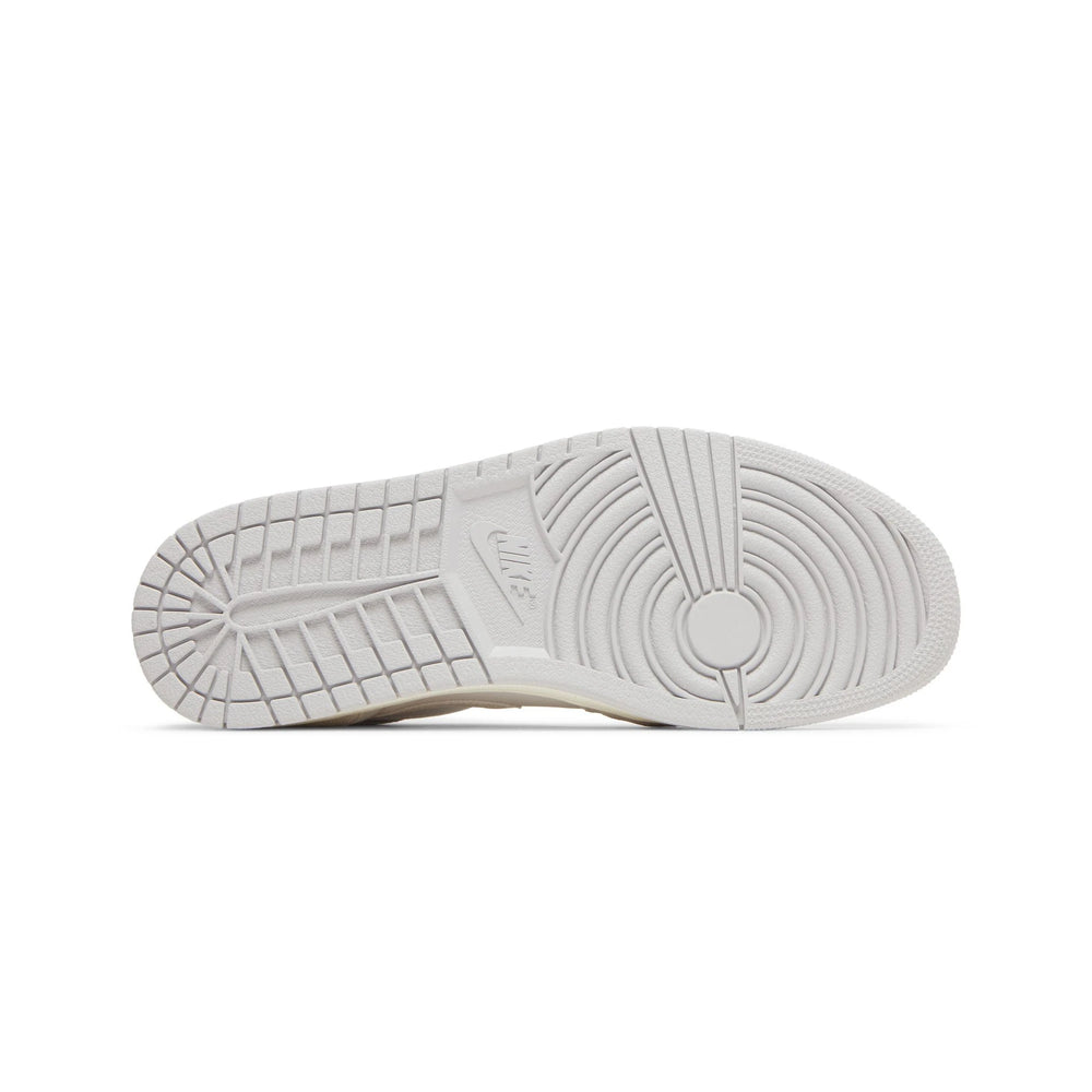 air_jordan_1_mid_se_craft_inside_out_white_grey_2022_7