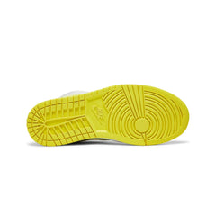 Air-Jordan-1-Mid-SE-‘Voltage-Yellow’-W-(2021)-sole