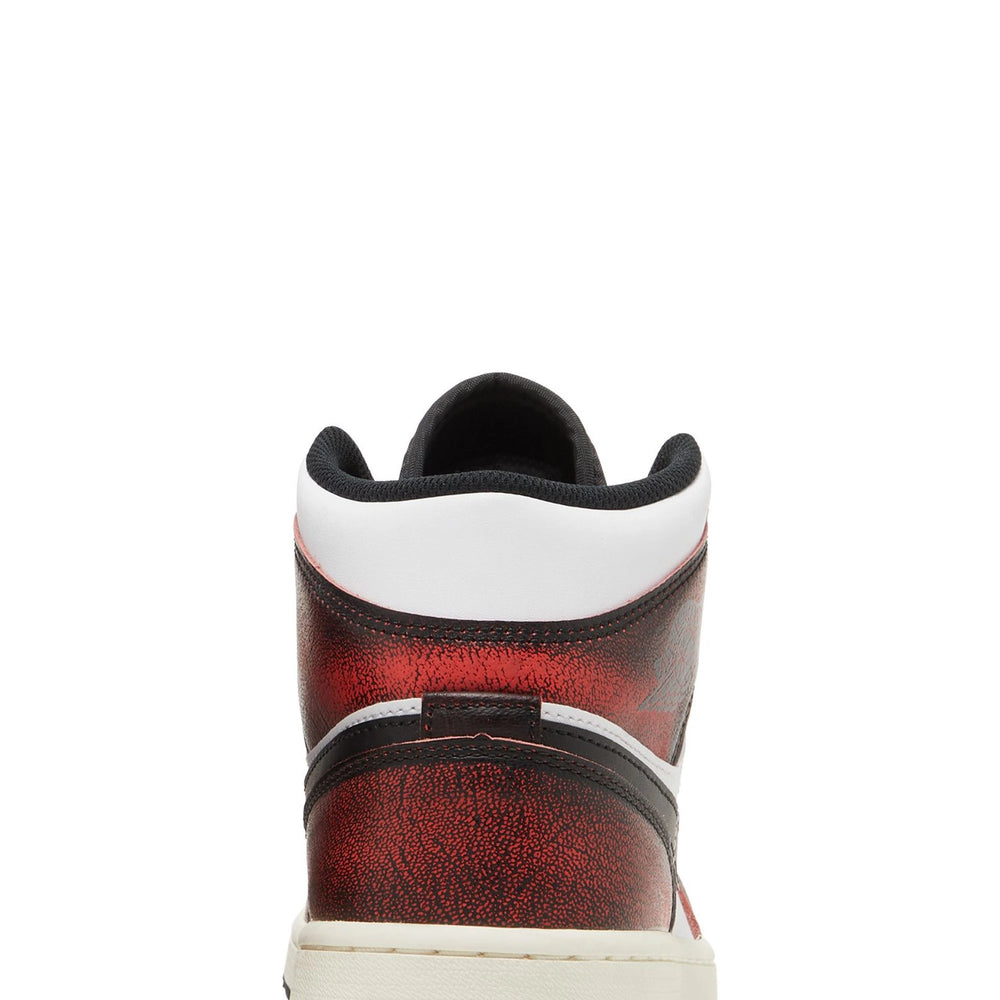 air_jordan_1_mid_wear_away_chicago_2022_6