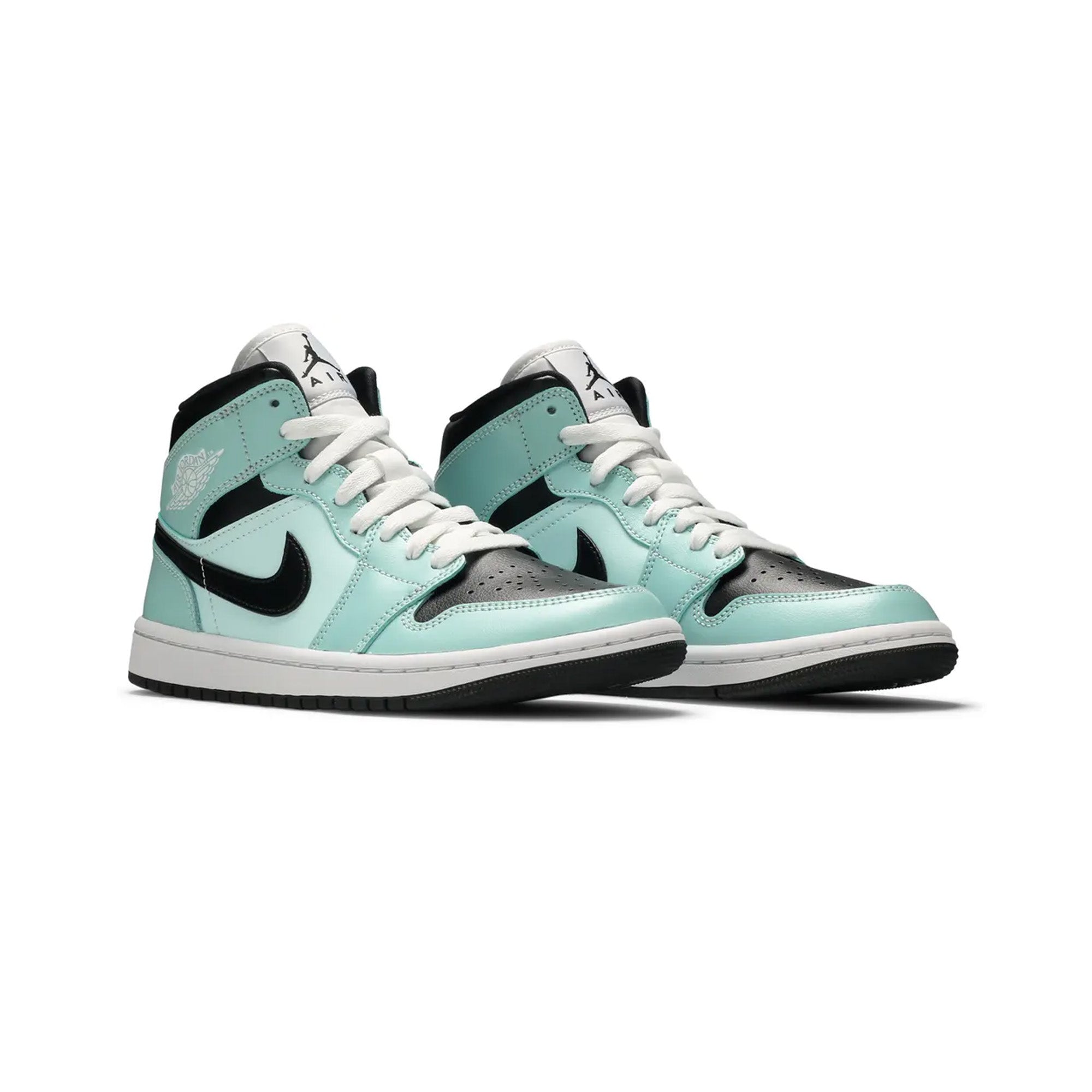 Air-Jordan-1-Mid-‘Aqua-Tint-Black’-W-front-side