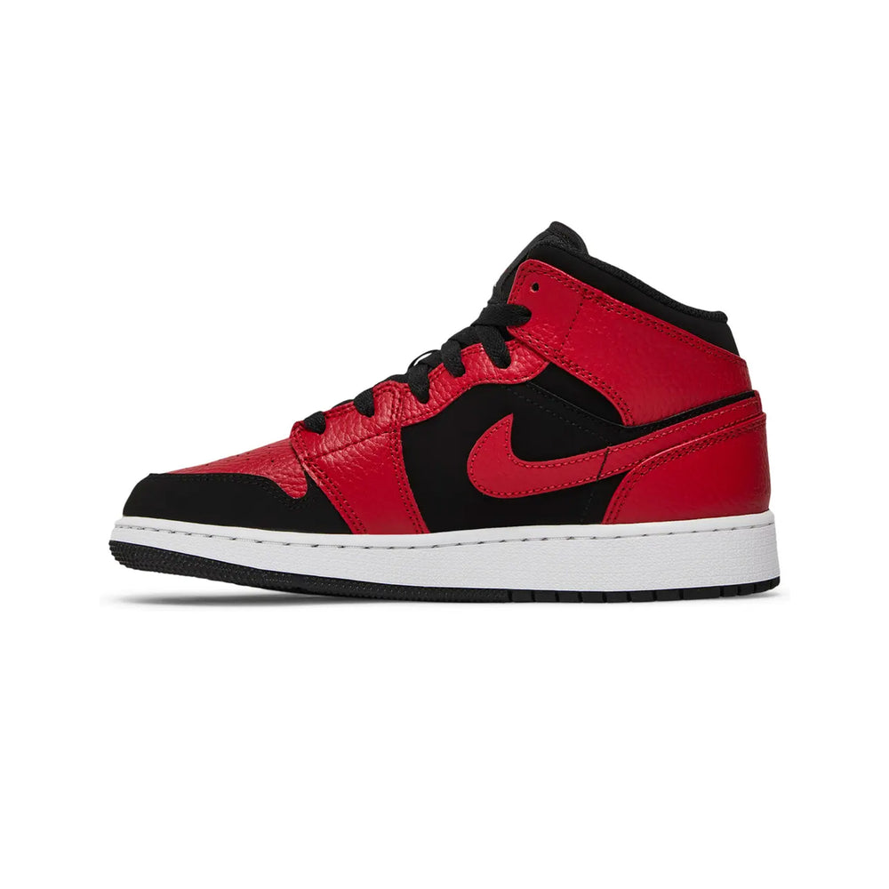 Air-Jordan-1-Mid-‘Reverse-Bred’-GS-(2018)-3