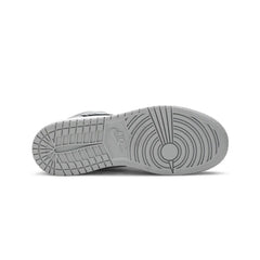 Air-Jordan-1-Mid-‘Smoke-Grey’-GS-sole