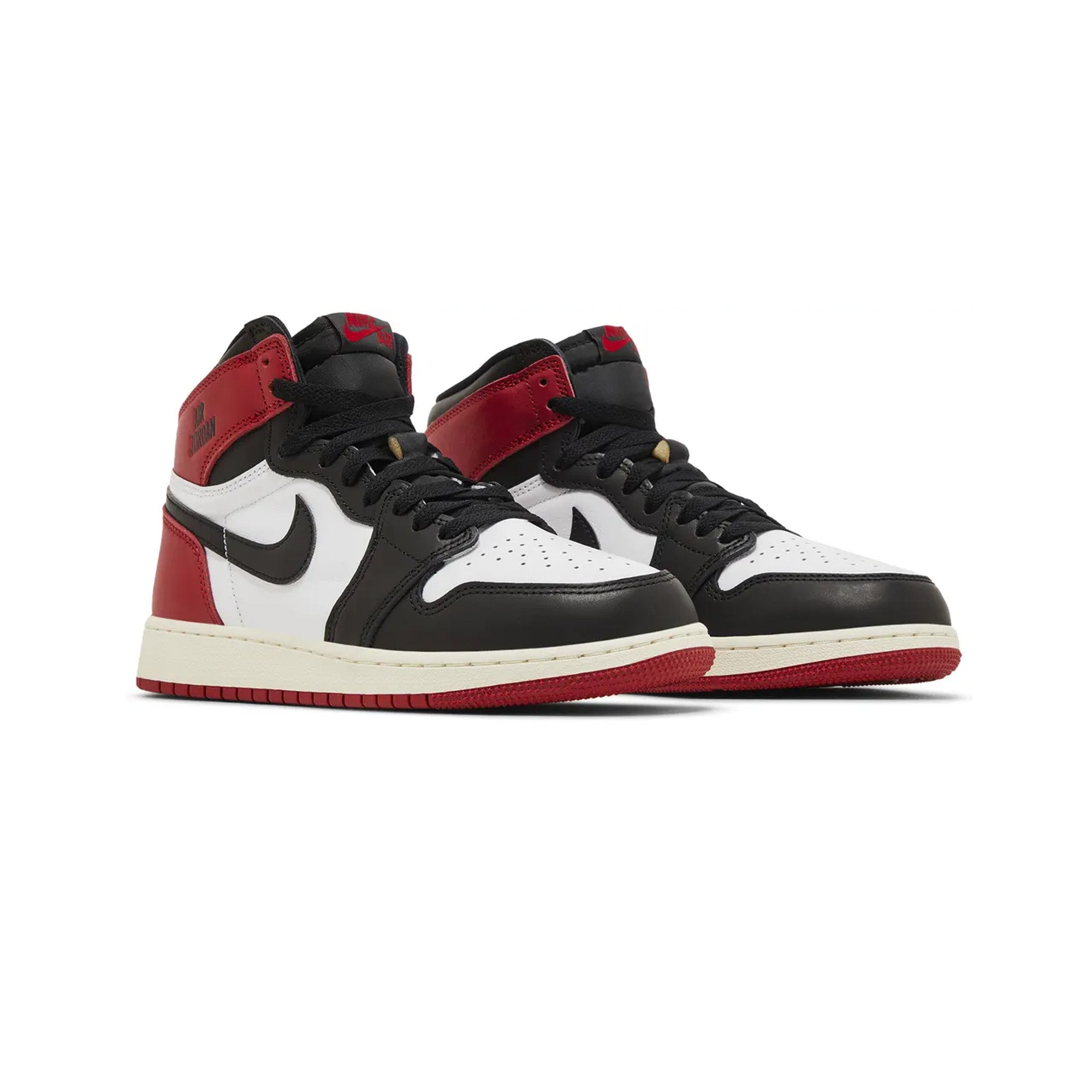 Air-Jordan-1-Retro-High-OG-‘Black-Toe-Reimagined’-GS-(2025)-front-side