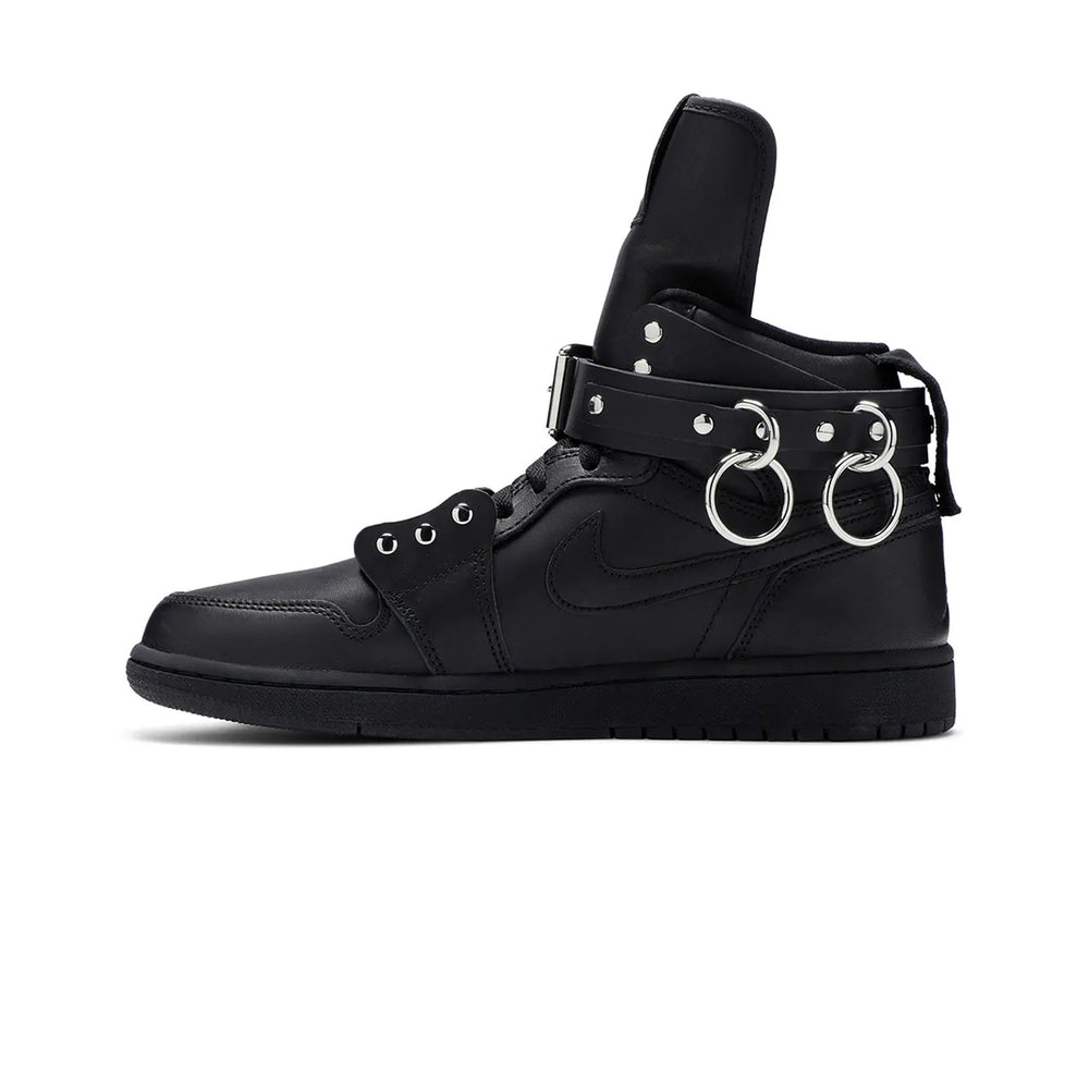 Air-Jordan-1-Retro-High-‘Comme-des-Garcons-Black’-(2019)-3
