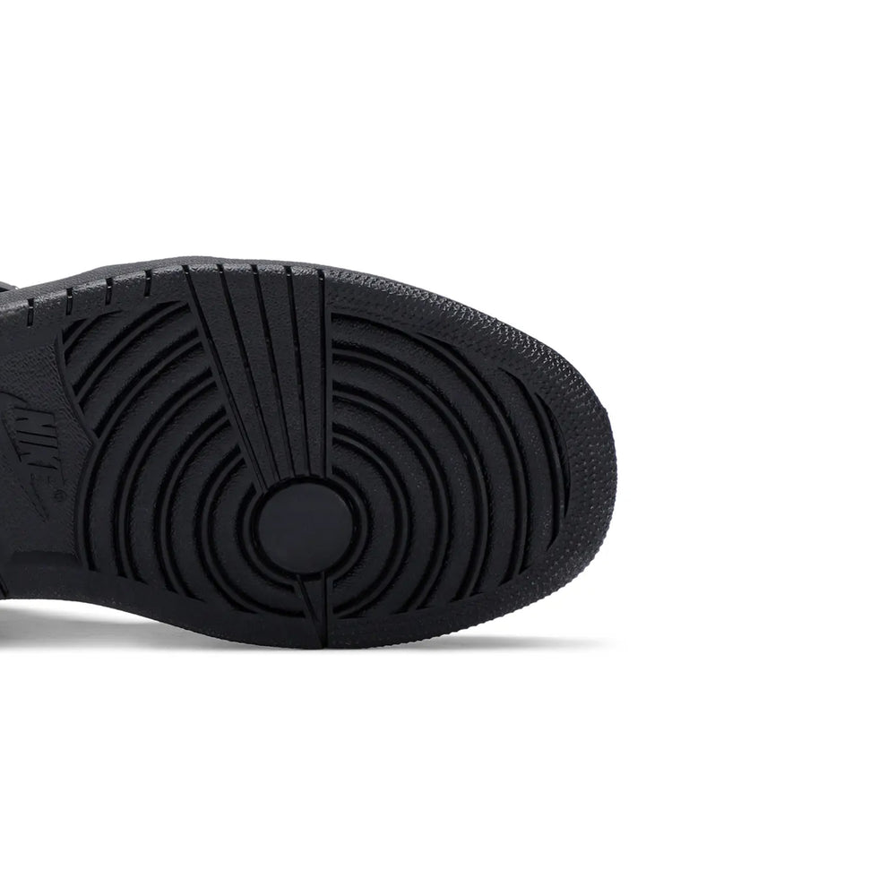 Air-Jordan-1-Retro-High-‘Comme-des-Garcons-Black’-(2019)-7