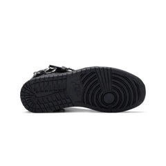 Air-Jordan-1-Retro-High-‘Comme-des-Garcons-Black’-(2019)-8