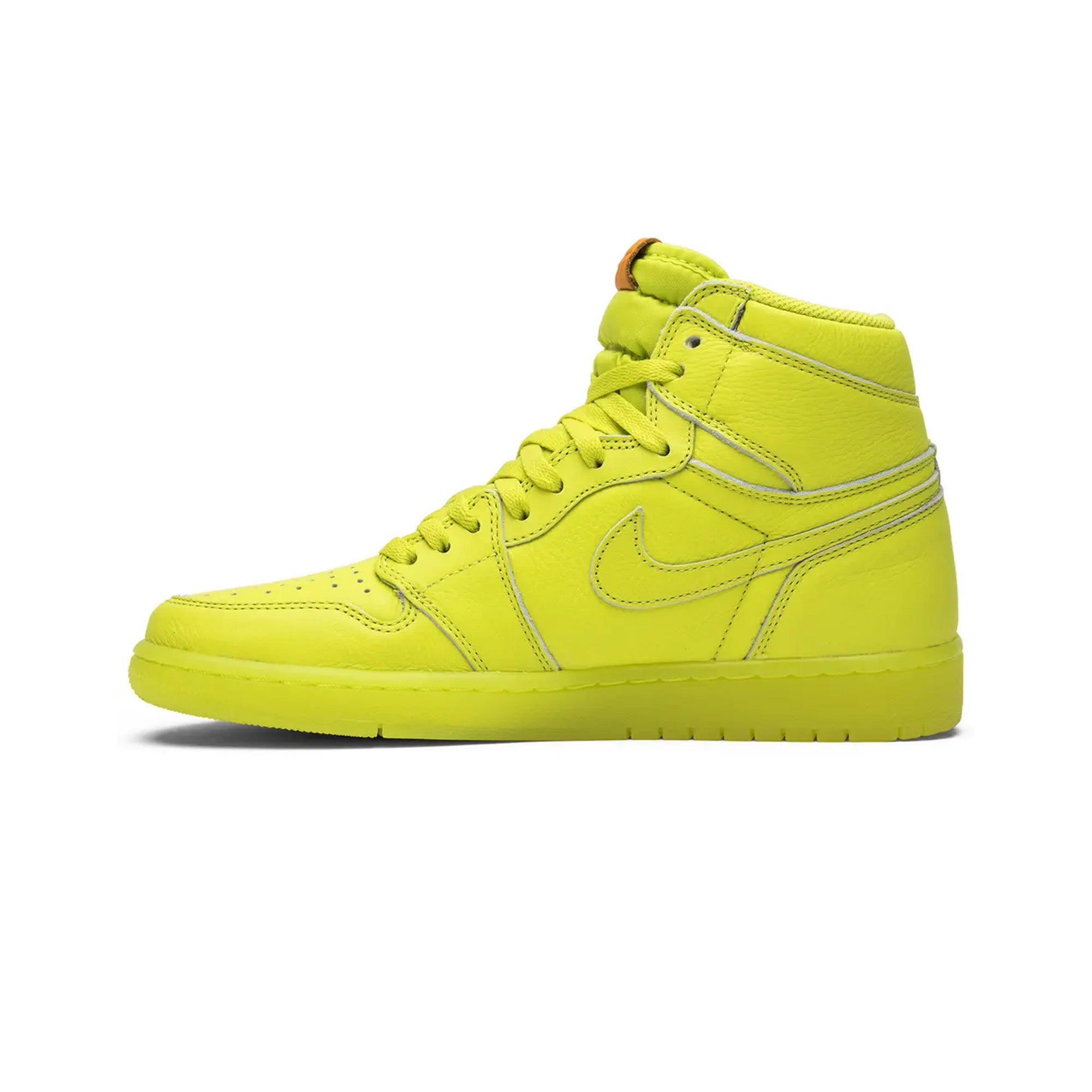 Air-Jordan-1-Retro-High-‘Gatorade-Cyber’-(2017)-side-2