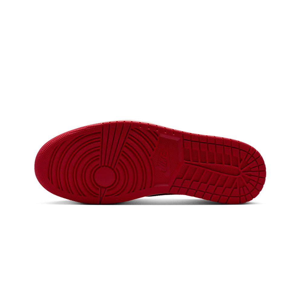 air_jordan_1_retro_low_og_banned_2026_6