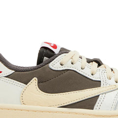 Air-Jordan-1-Retro-Low-OG-SP-Travis-Scott-‘Reverse-Mocha’-PS-(2022)-side-close-up