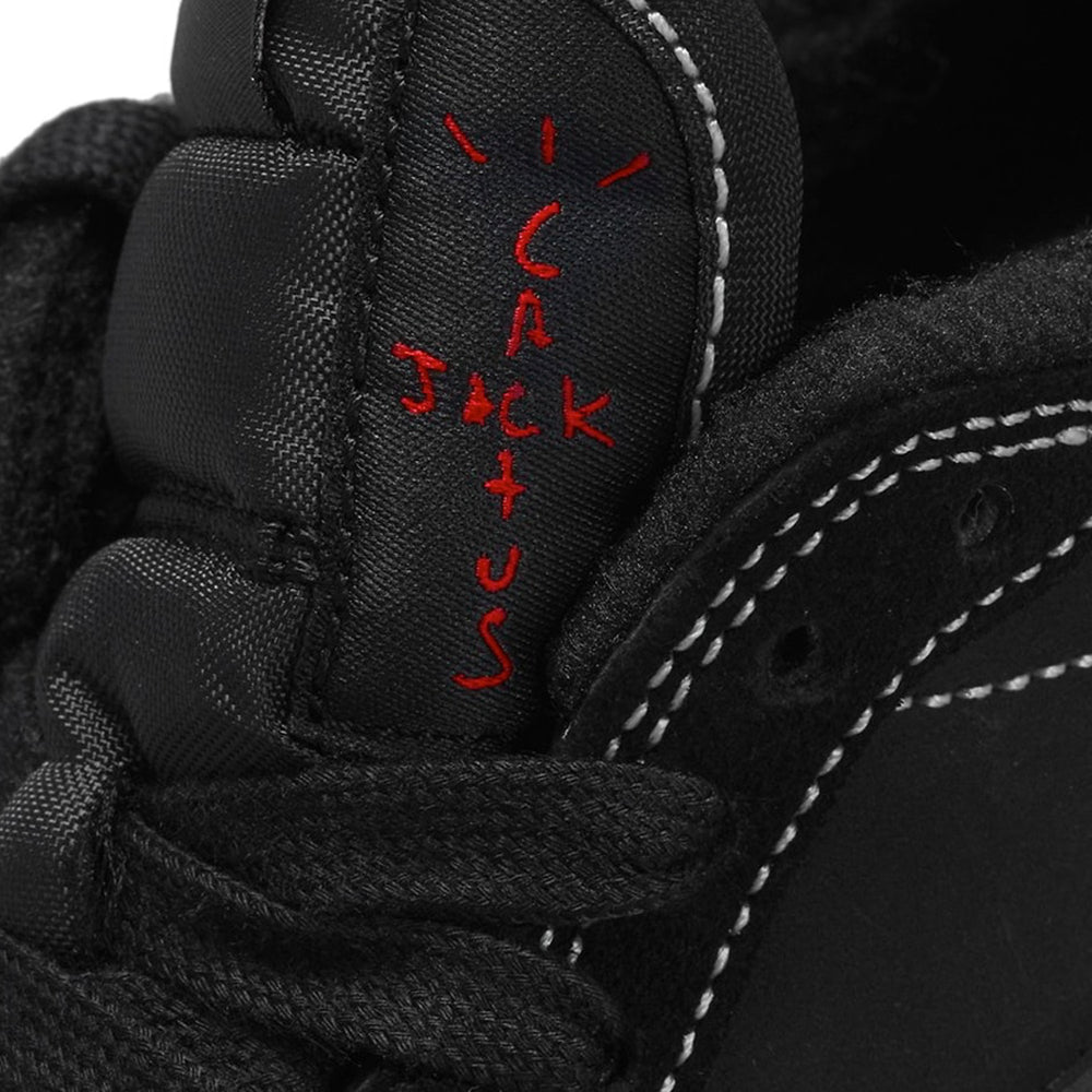 Air-Jordan-1-Retro-Low-OG-SP-‘Travis-Scott-Black-Phantom’-PS-(2022)-12
