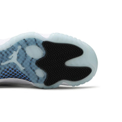 Air-Jordan-11-Low-‘Legend-Blue’-2021-sole-close-up-2