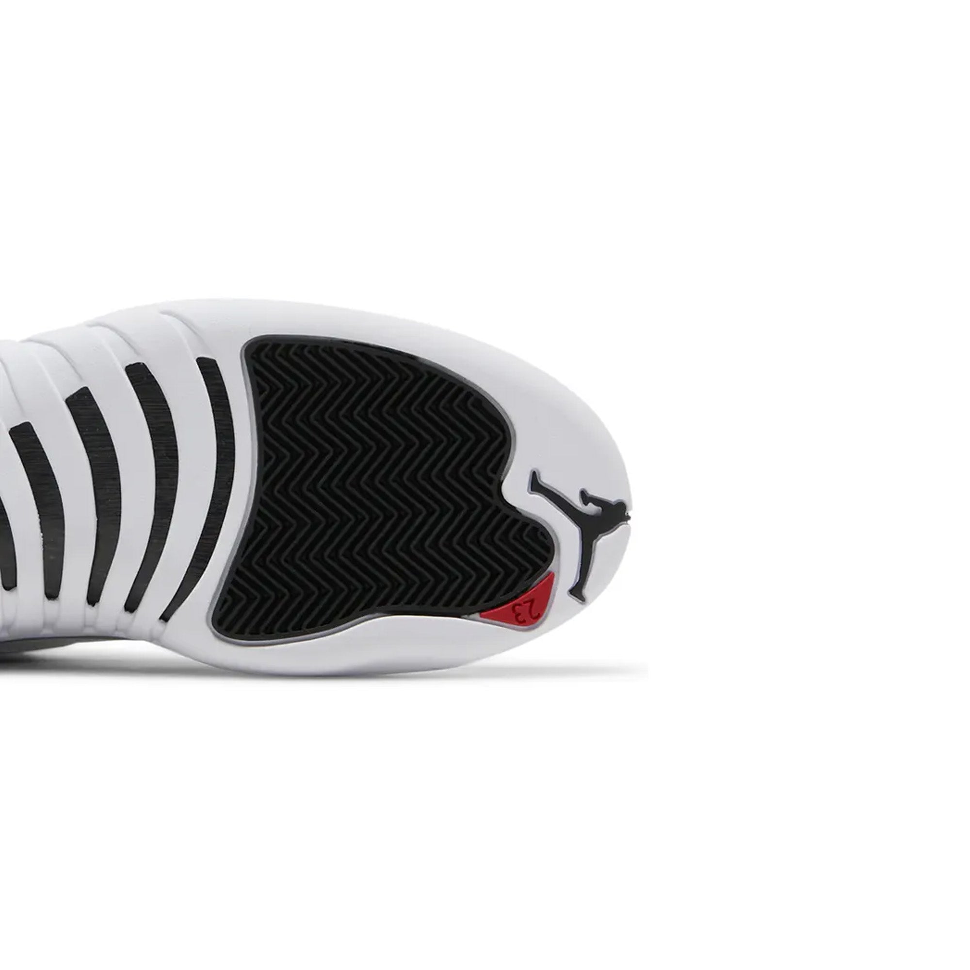 Air-Jordan-12-Retro-Playoffs-2022-8