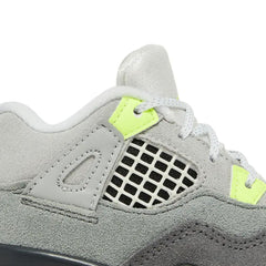 Air-Jordan-4-Retro-‘SE-95-Neon’-TD-(2020)-side-close-up