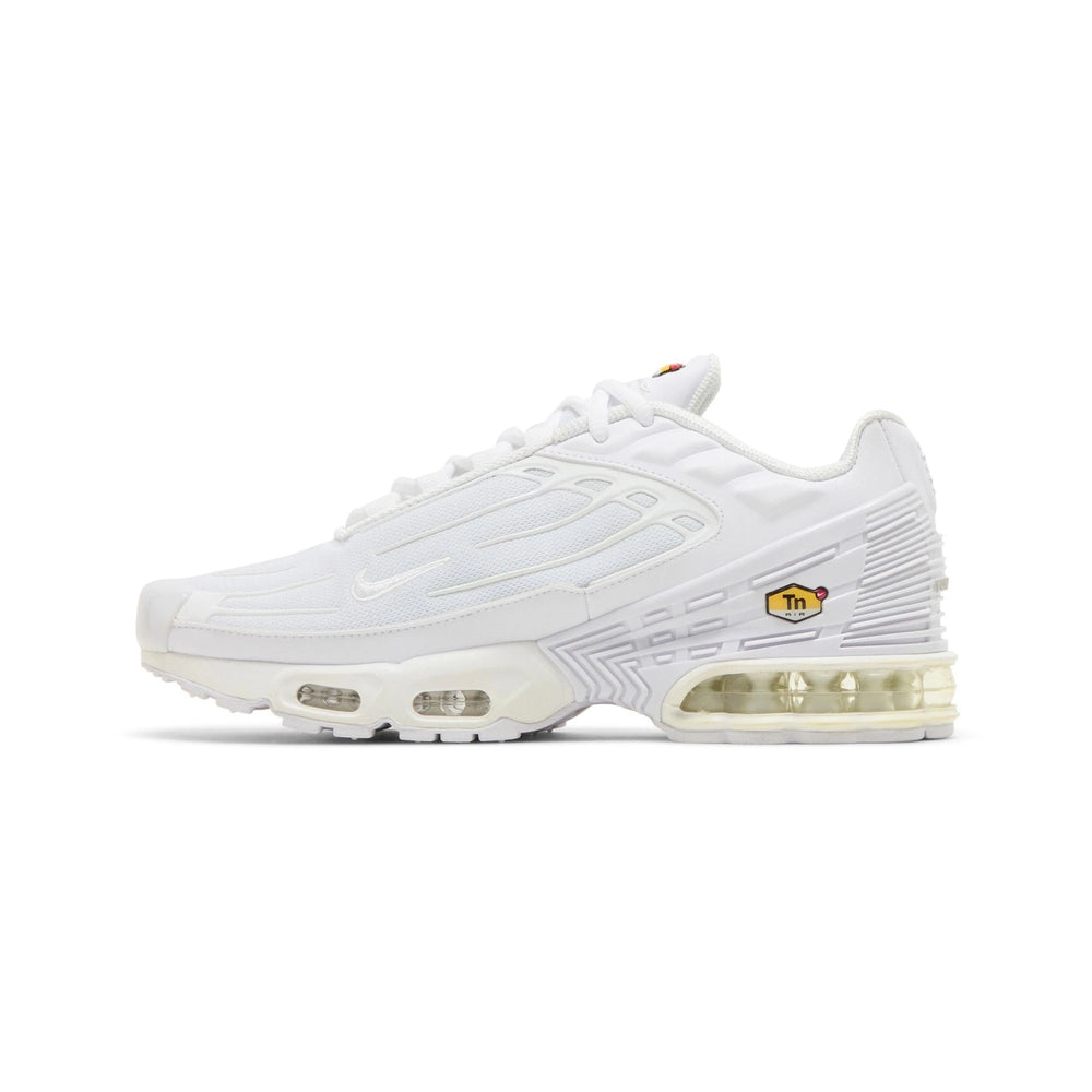 air_max_plus_3_triple_white_2020_3