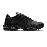 air_max_tn_plus_black_repeat_logo_2020_1